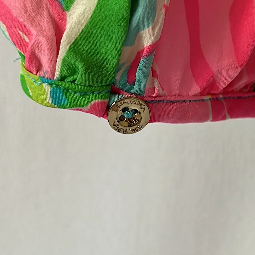 Lilly Pulitzer 💯% Silk Tropical Floral Long Sleeve Shirt Top **Size M** 🌸🌸 - Picture 4 of 5